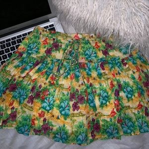 “LOST IN PARADISE” 💛🌊🌺 Floral Skirt